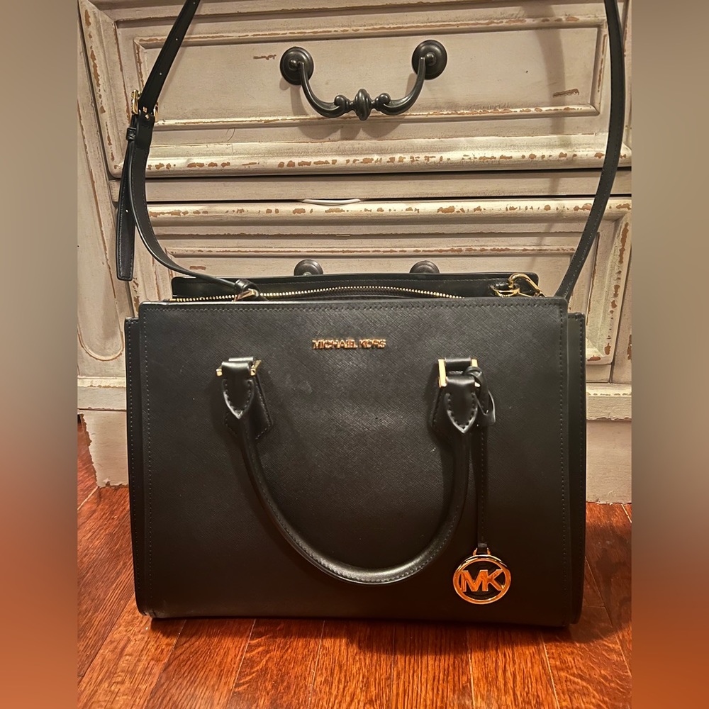 Black Michael Kors purse